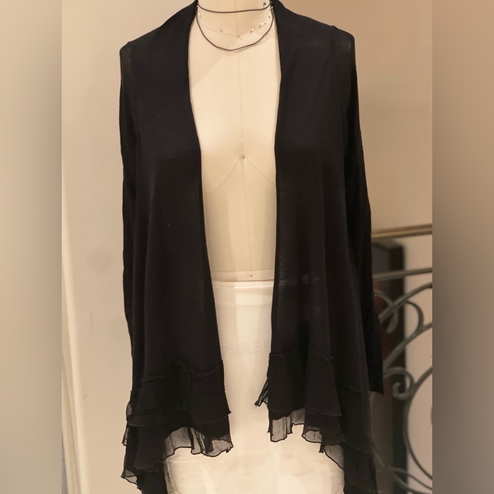 Love stitch black kimono top with bottom ruffles size 6